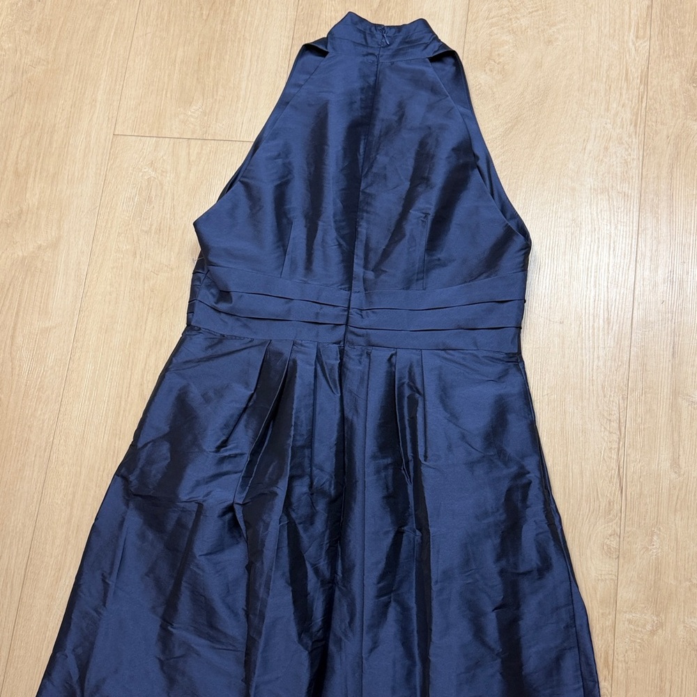 Donna Karan New York Plunge Neck Taffeta Midi Dress - Picture 7 of 9